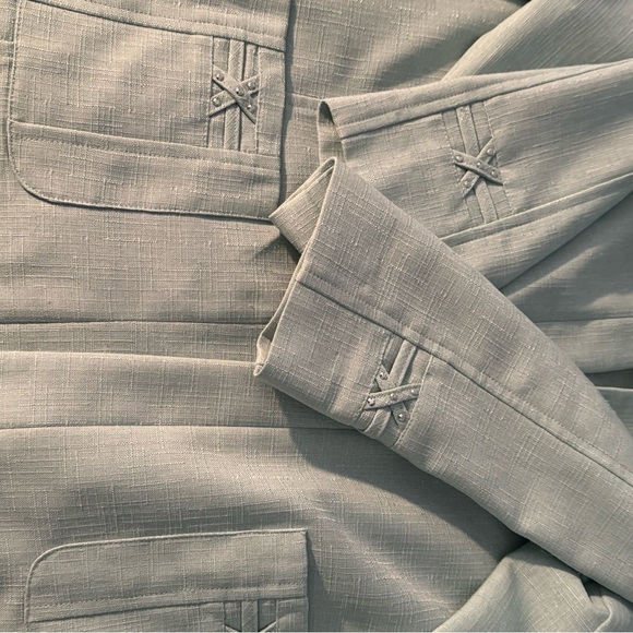 Alfred Dunner Green Blazer – Lightweight Open-Front, Size 18P - Picture 3 of 7